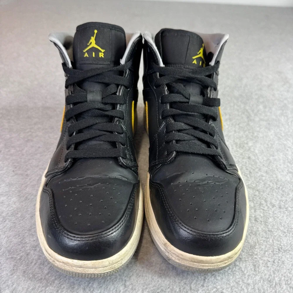 Jordan‎ Air Jordan 1 Mid Retro Mens Size 9 Black Yellow 554724-070 Sneakers